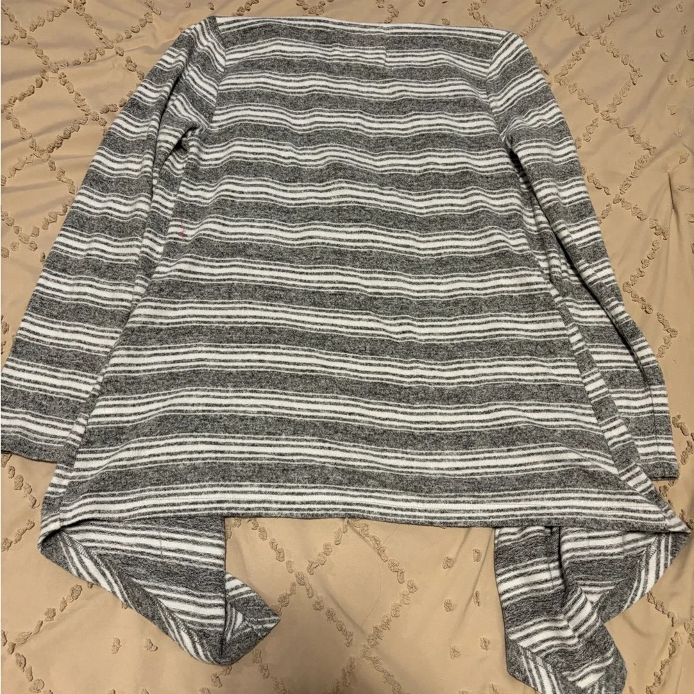 Cupio Gray Striped Hooded Cardigan